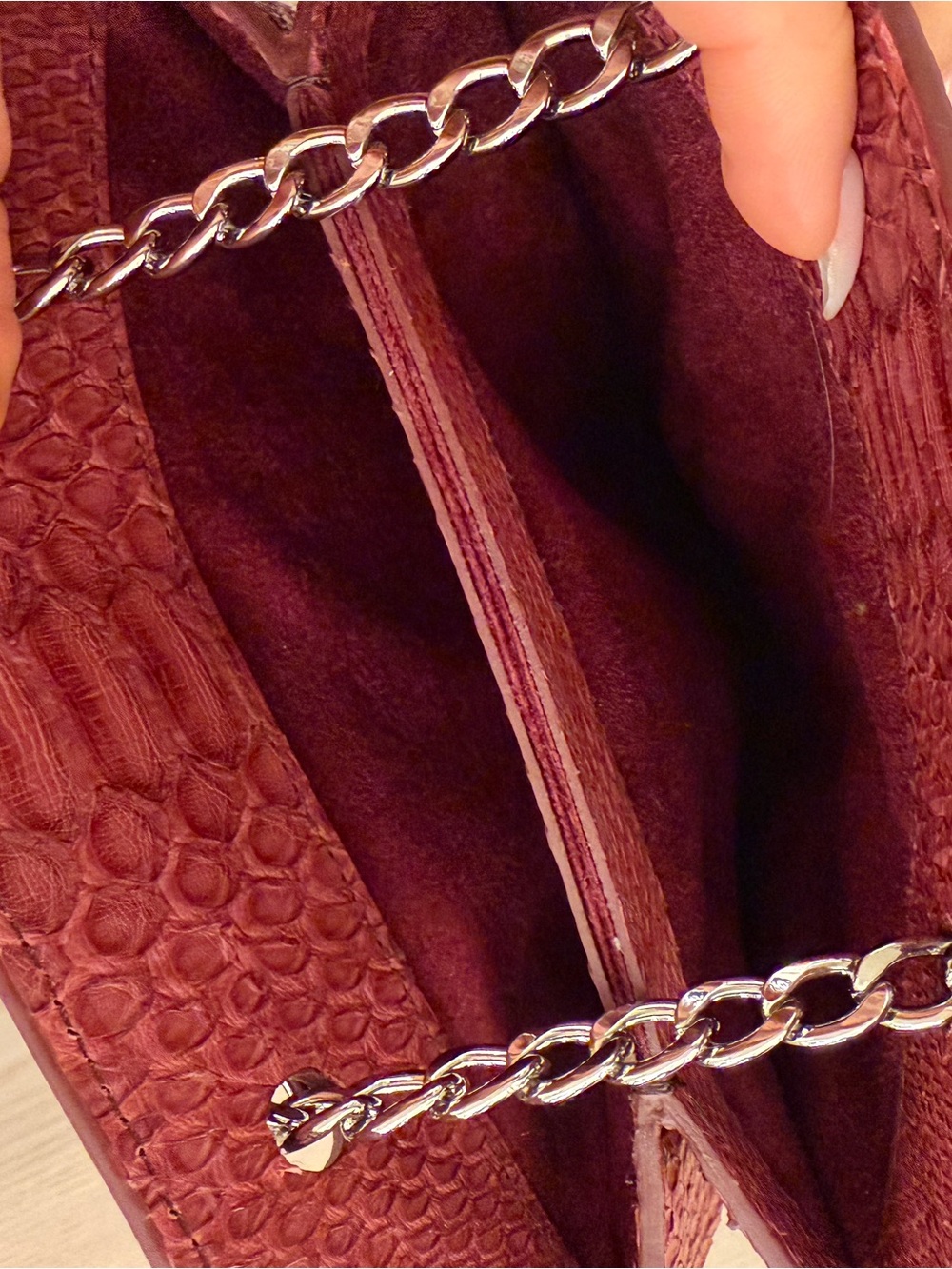 Genuine Red Python skin Chain Shoulder Bag - Picture 4 of 6